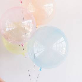 Palloncini colorati trasparenti ad elio